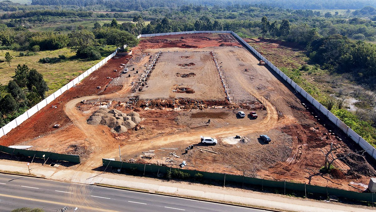 Acompanhamento aéreo de evolução de obra